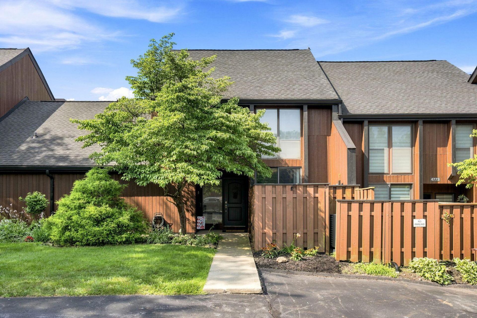 4775 Smoketalk Lane, Unit 8, Westerville, OH 43081 Main Photo
