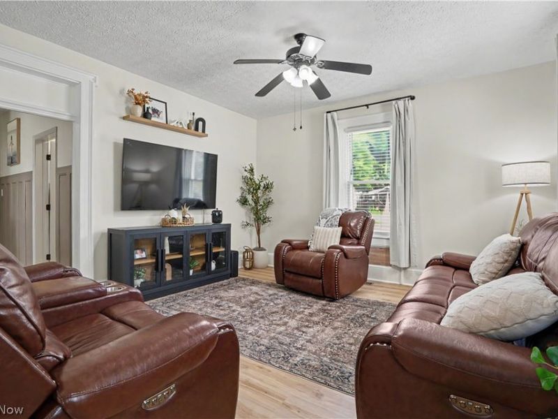 704 Pomeroy Pike, Belpre, OH 45714 Photo 2