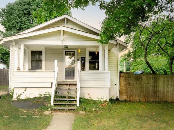 227 S Ash Avenue, Independence, MO 64053