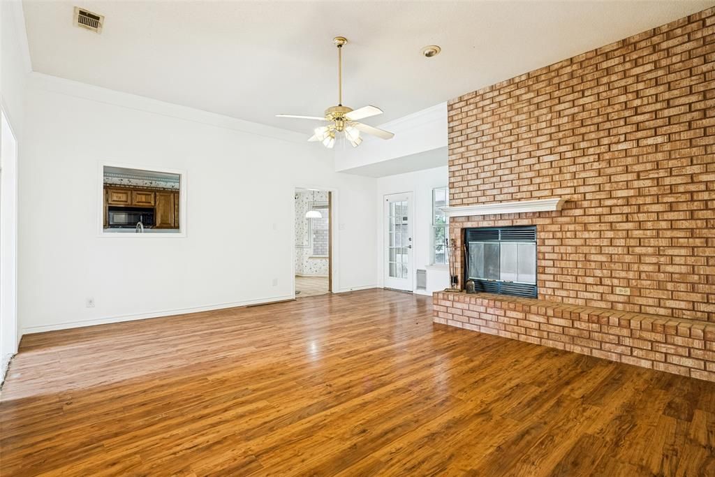 3907 Frisco Circle , Granbury, TX 76048 Main Photo