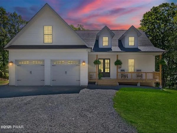 103 Mimuss Lane , Matamoras, PA 18336