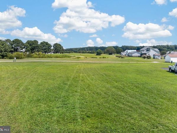 337 NAVIGATOR DRIVE, GREENBACKVILLE, VA 23356