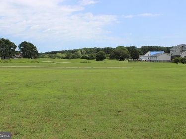 337 NAVIGATOR DRIVE , GREENBACKVILLE, VA 23356