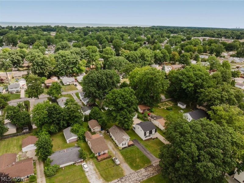 7611 Manor Drive, Mentor on the Lake, OH 44060 Photo 39