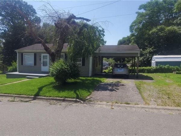 1500 Montague Street , Winston-Salem, NC 27107