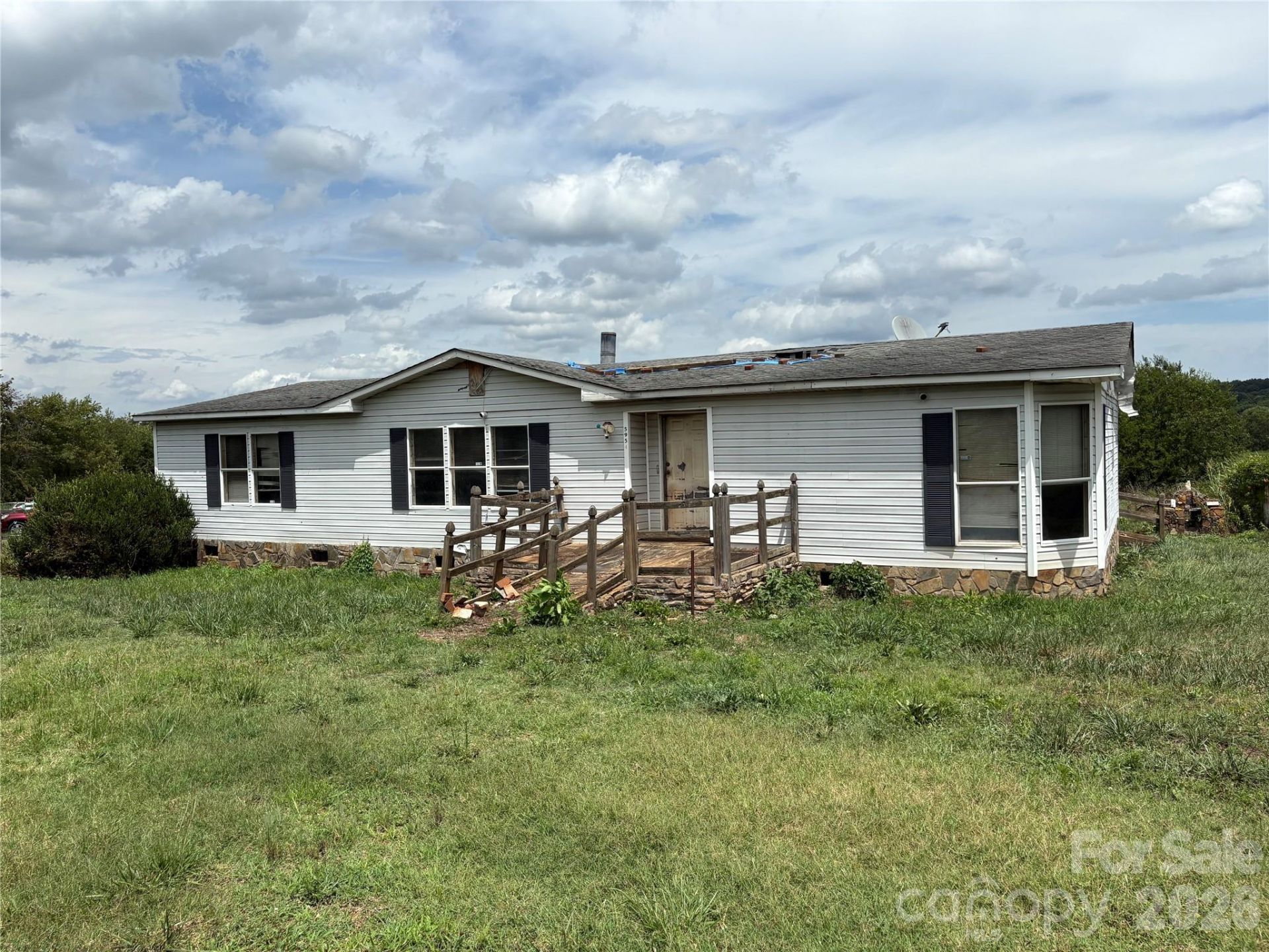 5954 Charlie Little Road , Claremont, NC 28610 Main Photo
