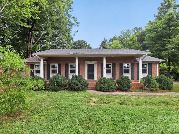 3234 Gardner Park Drive, Gastonia, NC 28054