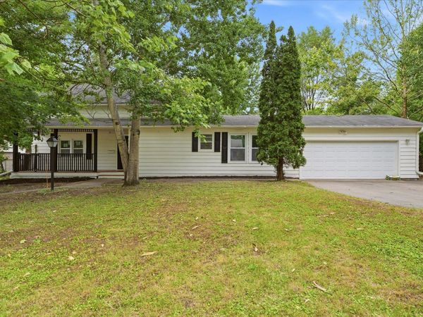 3715 31st Avenue N, Robbinsdale, MN 55422