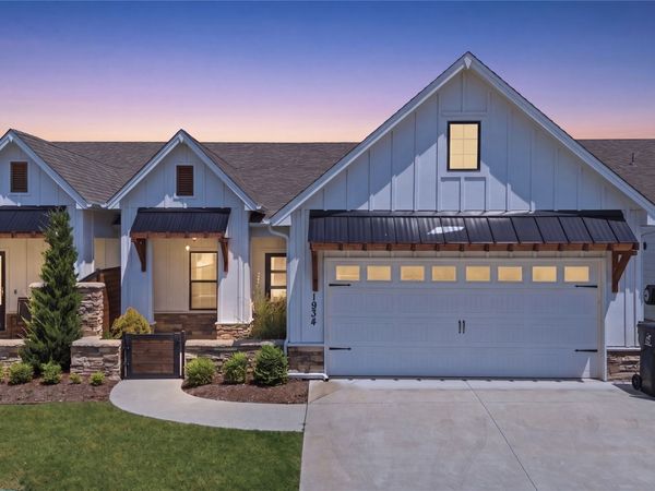 1934 W Imperial Street , Broken Arrow, OK 74011