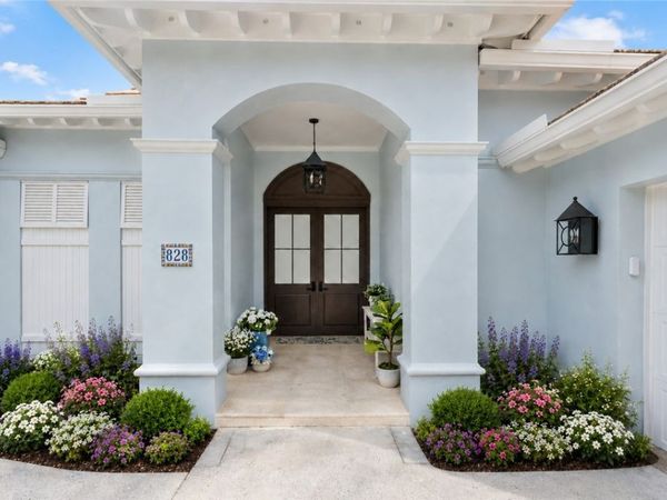 828 Pembroke Court, Vero Beach, FL 32963