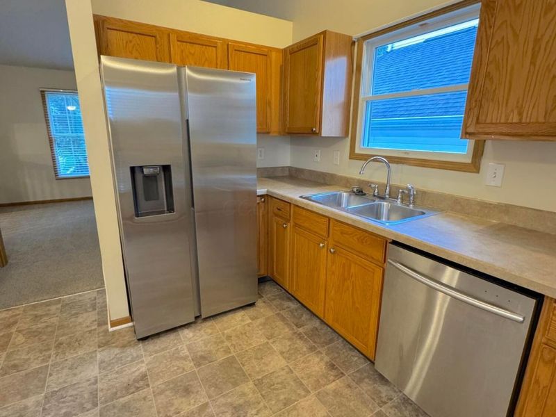 8577 Clover Glade Drive , Lewis Center, OH 43035 Photo 10