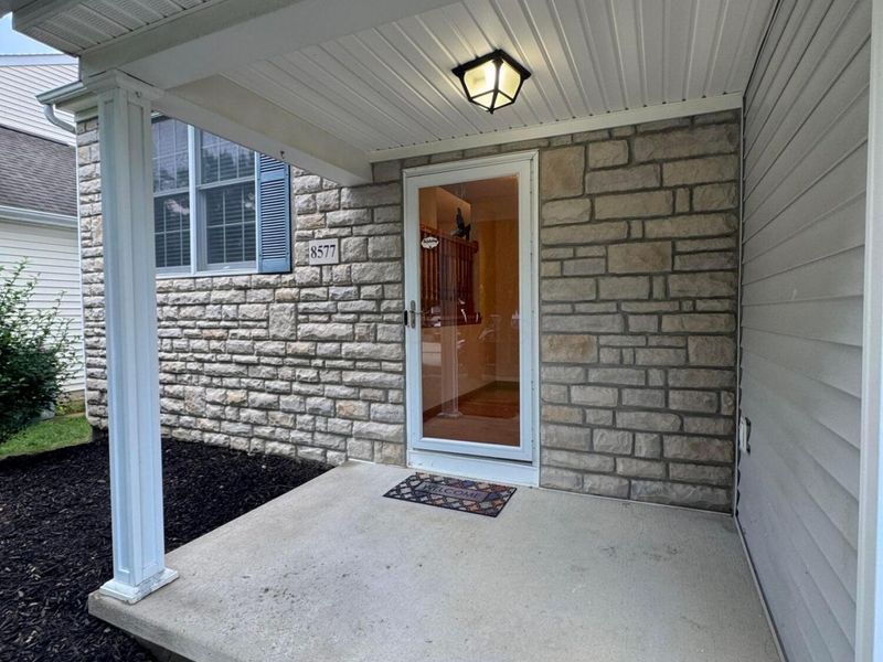 8577 Clover Glade Drive , Lewis Center, OH 43035 Photo 2