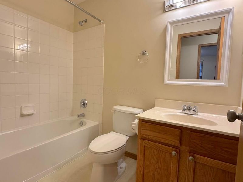 8577 Clover Glade Drive , Lewis Center, OH 43035 Photo 21