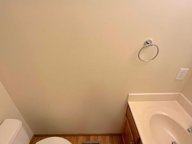 8577 Clover Glade Drive , Lewis Center, OH 43035 Photo 5