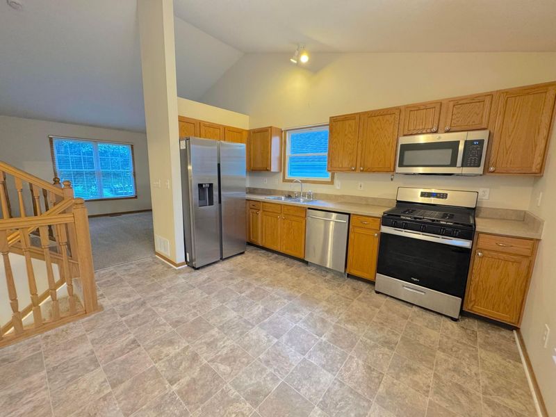8577 Clover Glade Drive , Lewis Center, OH 43035 Photo 9