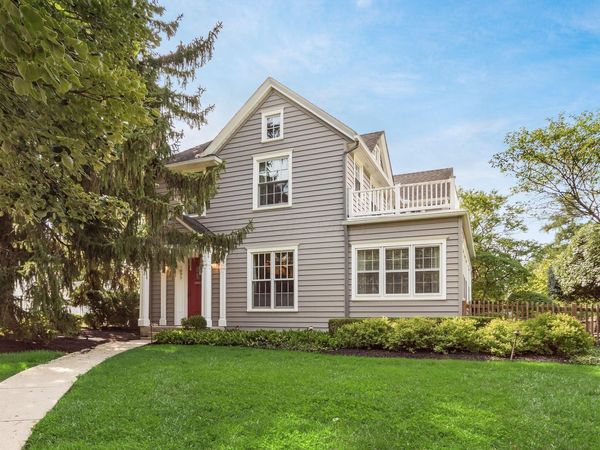 1897 Stanford Road, Upper Arlington, OH 43212