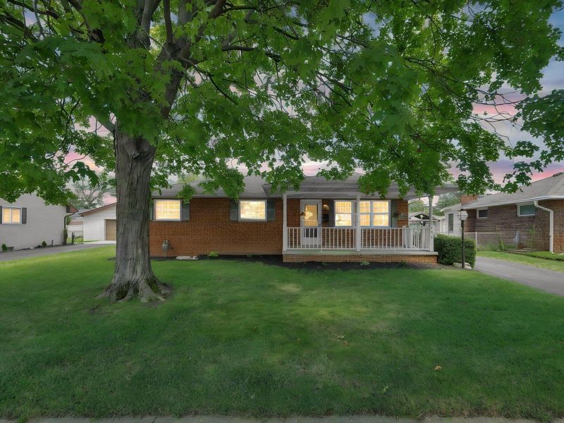 2634 Dartmoor Road, Grove City, OH 43123 Photo 1