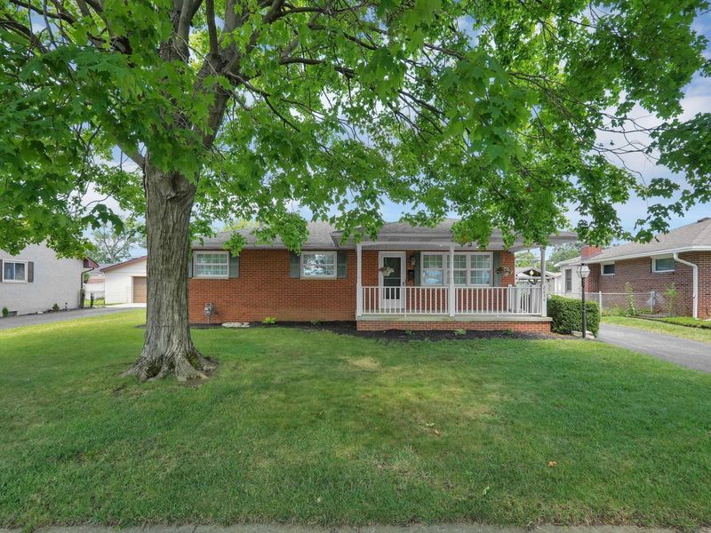 2634 Dartmoor Road, Grove City, OH 43123 Photo 2