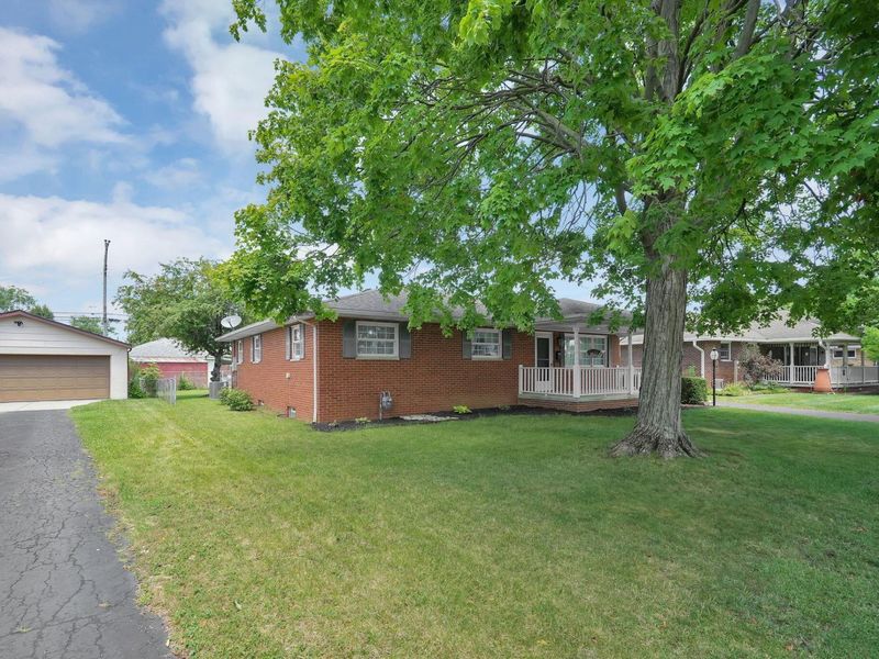 2634 Dartmoor Road, Grove City, OH 43123 Photo 3