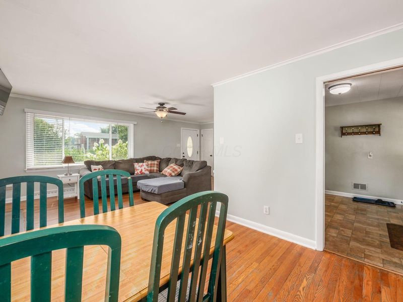3883 Noe Bixby Road , Columbus, OH 43232 Photo 12
