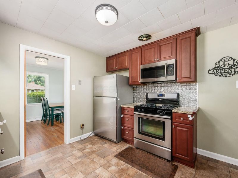 3883 Noe Bixby Road , Columbus, OH 43232 Photo 15