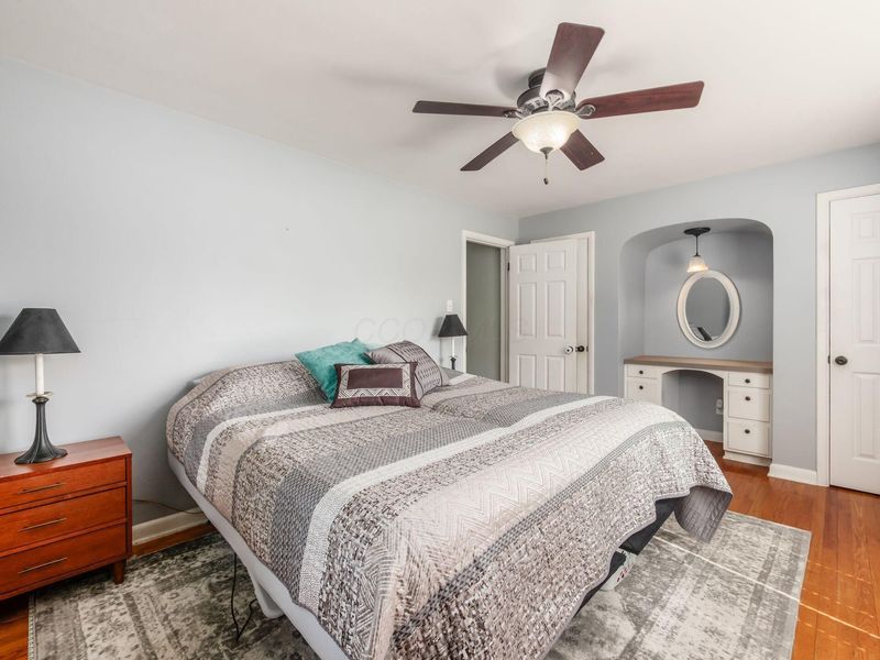 3883 Noe Bixby Road , Columbus, OH 43232 Photo 26