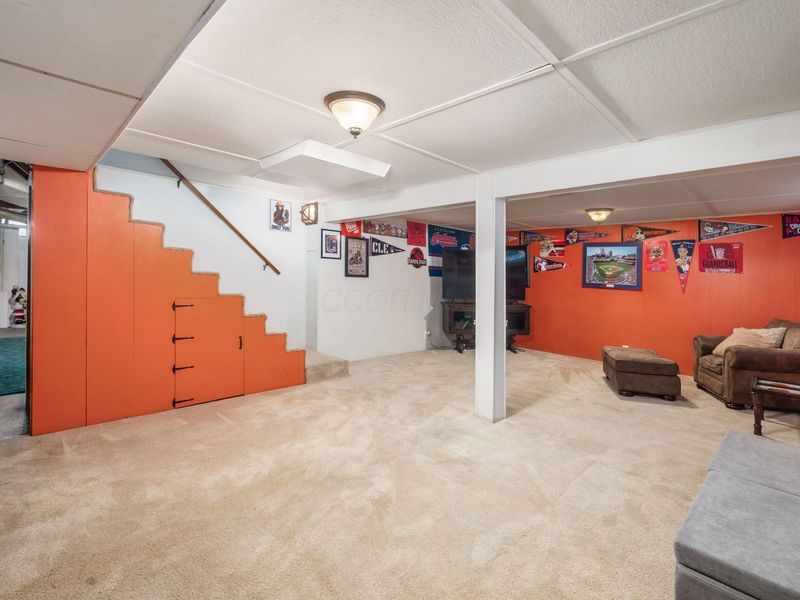 3883 Noe Bixby Road , Columbus, OH 43232 Photo 29