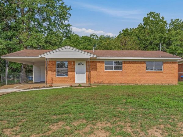 1511 N Church Street N, Jonesboro, AR 72401