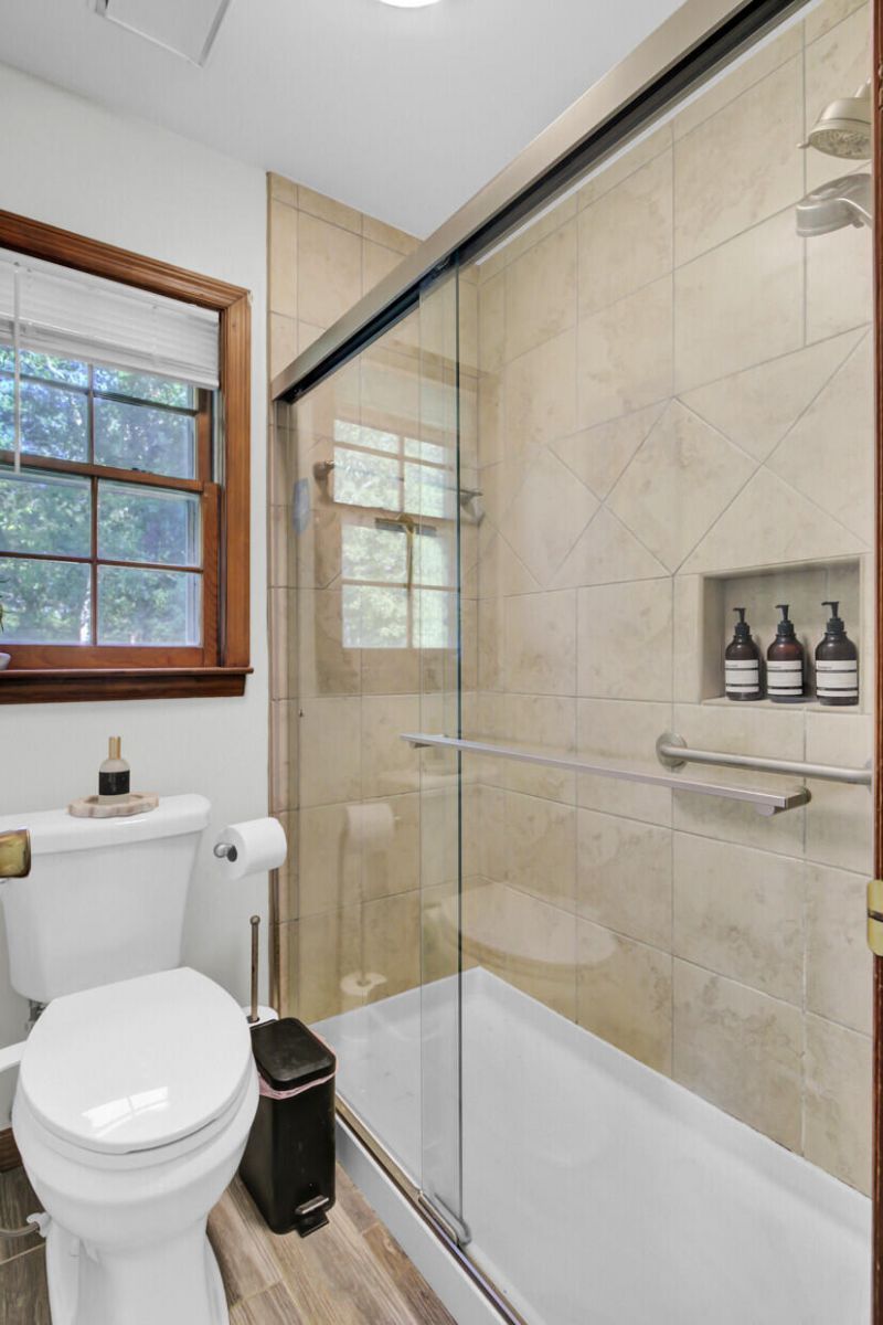 102 Westerfield Drive Photo 26