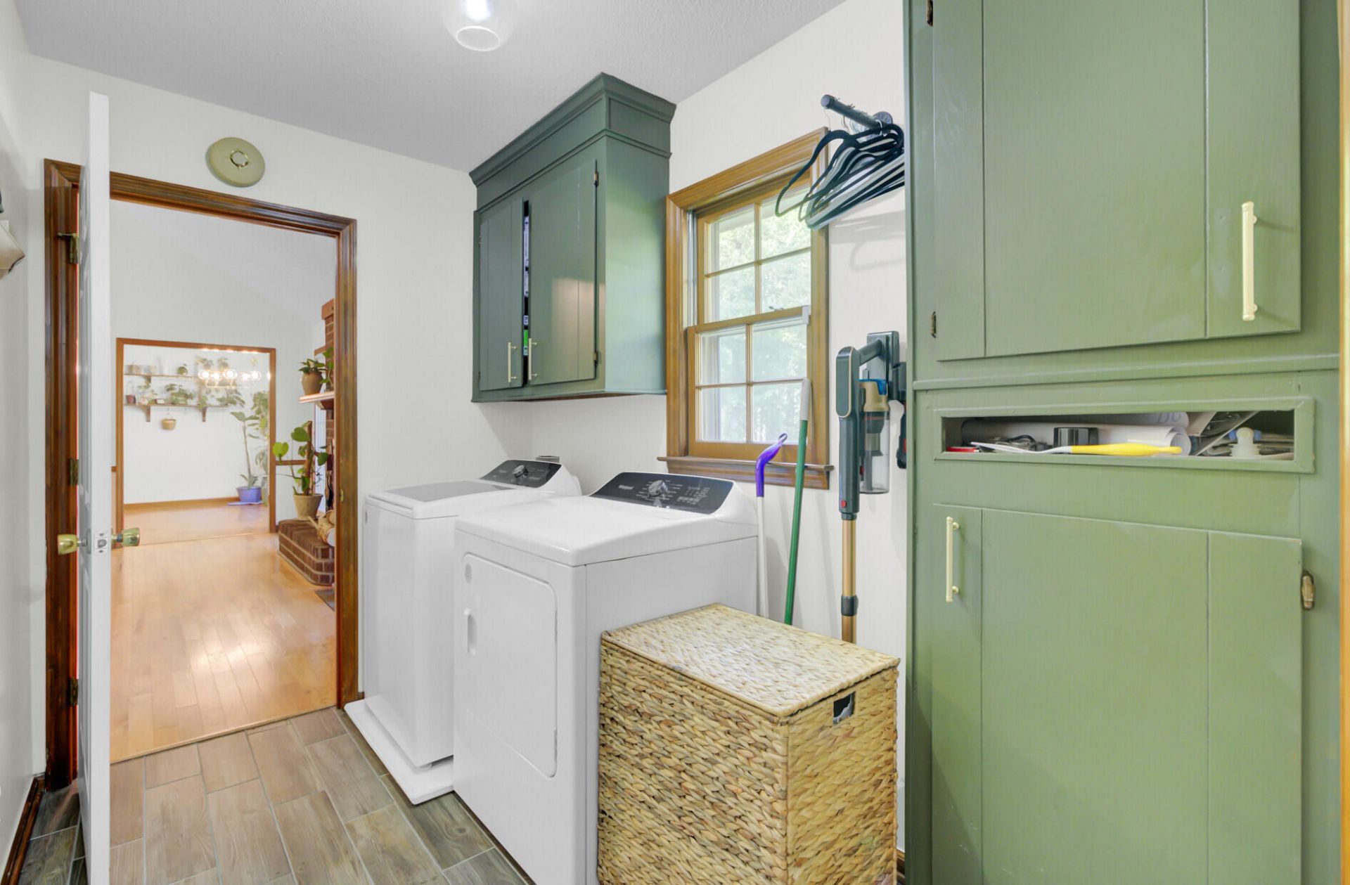 102 Westerfield Drive Photo 27