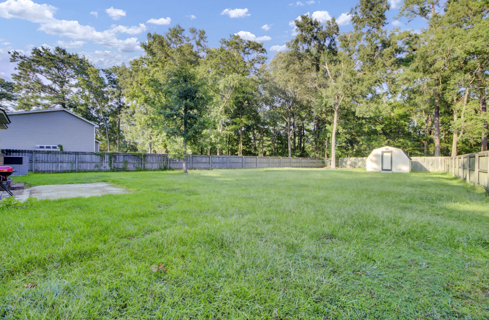 102 Westerfield Drive Photo 33