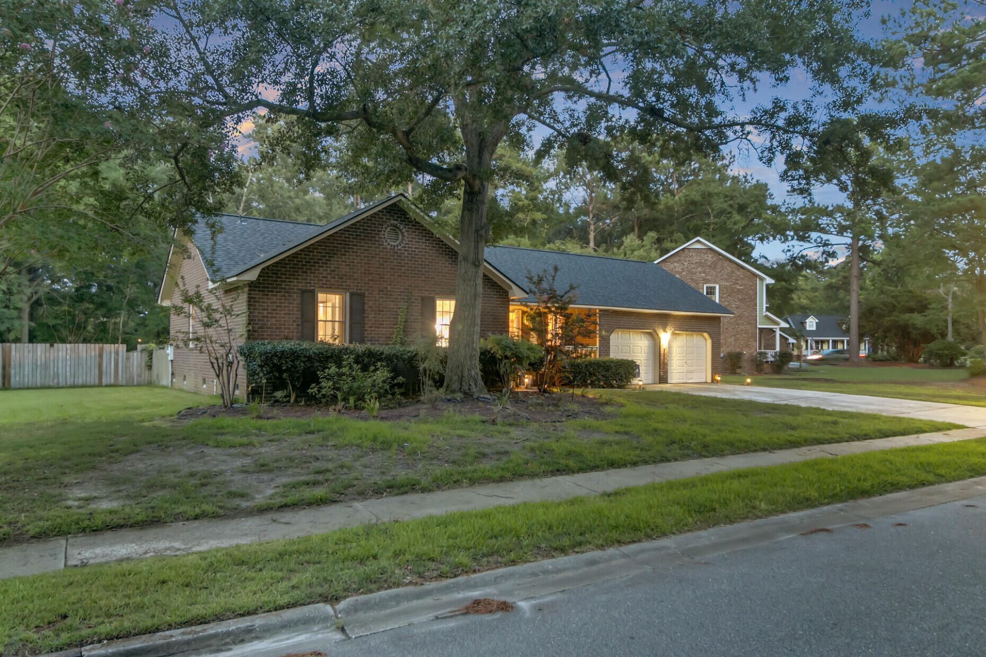 102 Westerfield Drive Photo 37