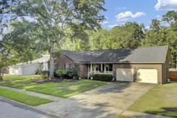 102 Westerfield Drive photo 4