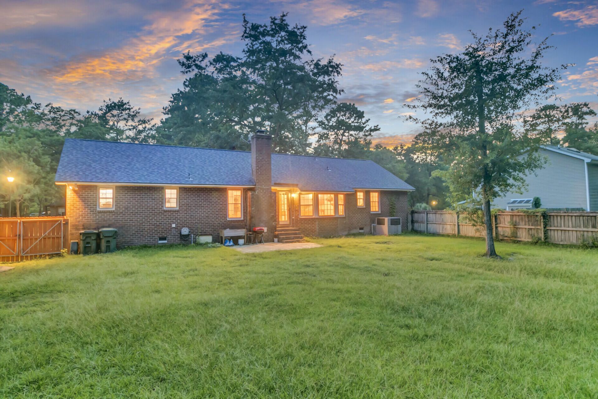 102 Westerfield Drive Photo 40