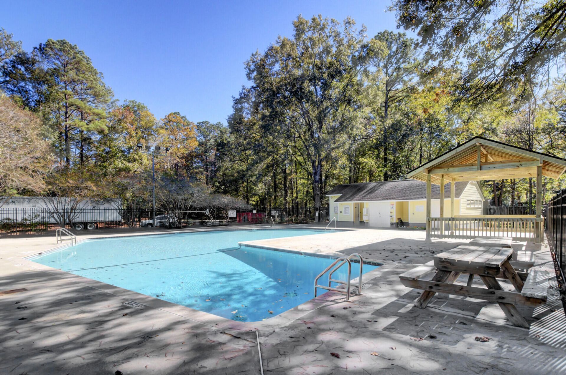 102 Westerfield Drive Photo 45