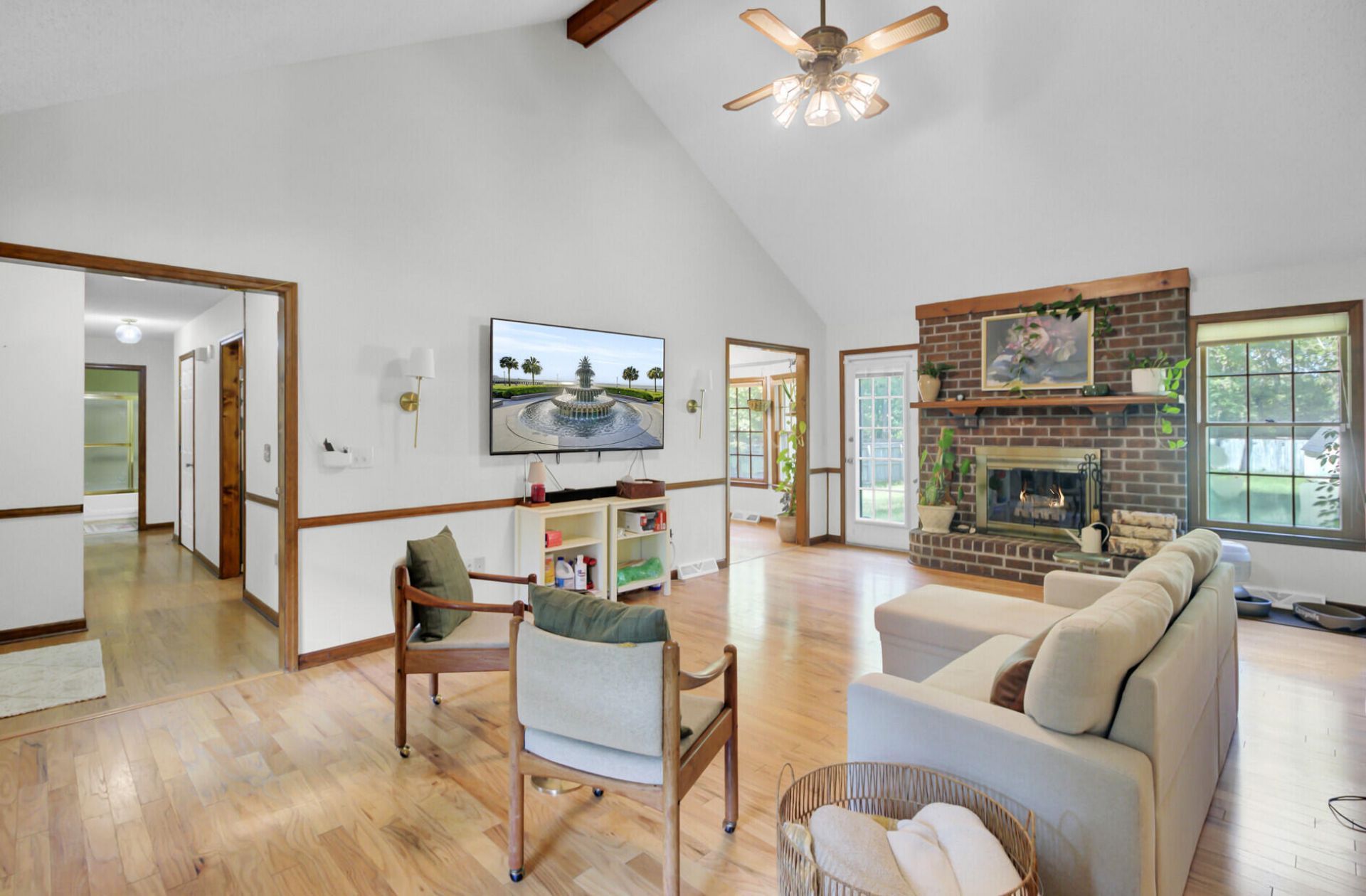 102 Westerfield Drive Photo 9