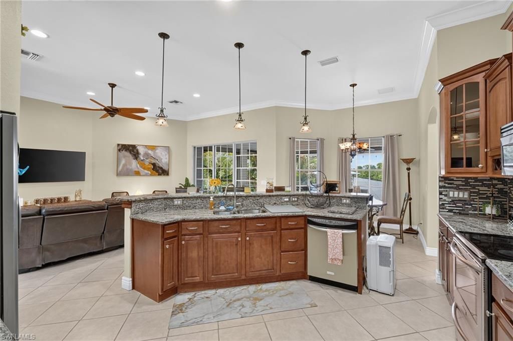 1298 Thompson St , North Fort Myers, FL 33903 Photo
