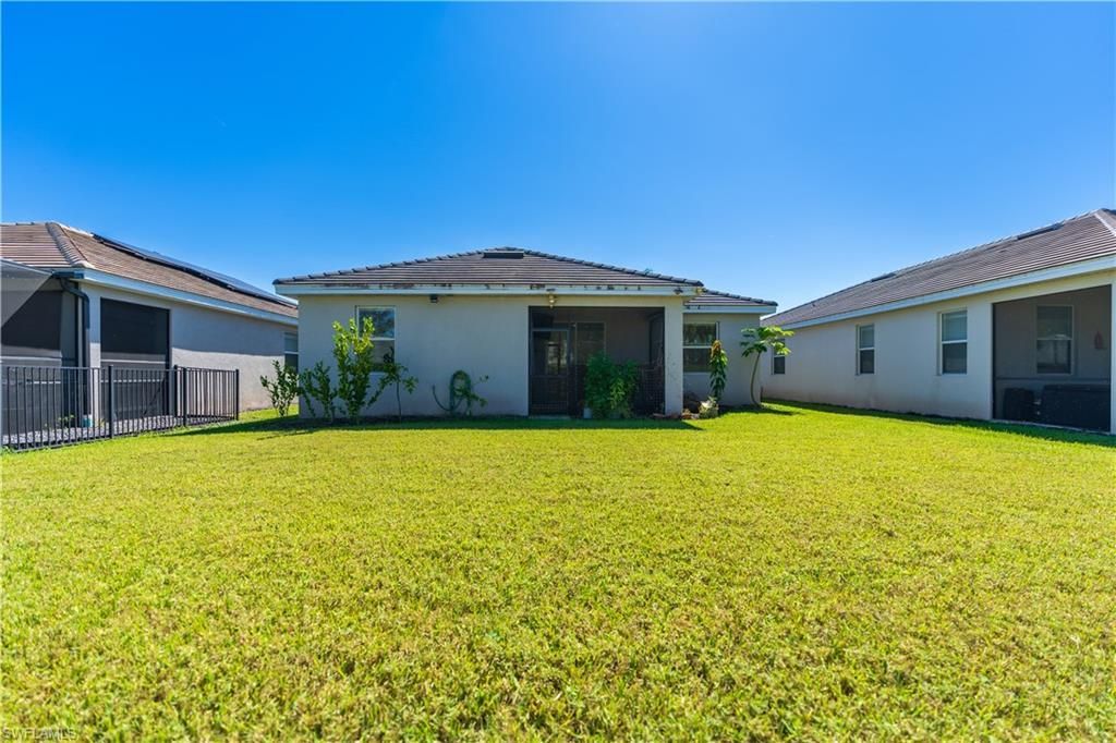 3669 Crimson Ln, Fort Myers, FL 33916 Photo