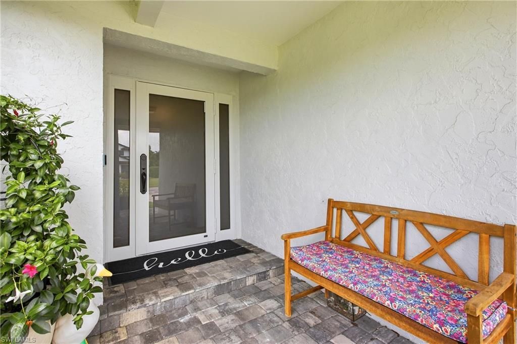 9690 Sussex St, Naples, FL 34109 Photo