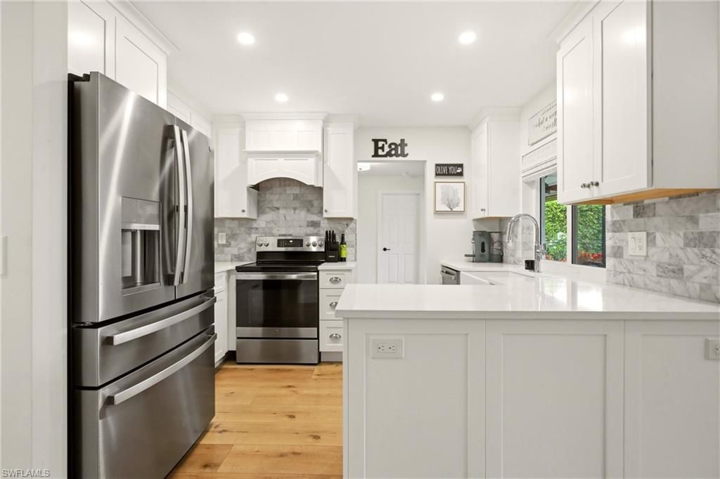 9690 Sussex St, Naples, FL 34109 Photo