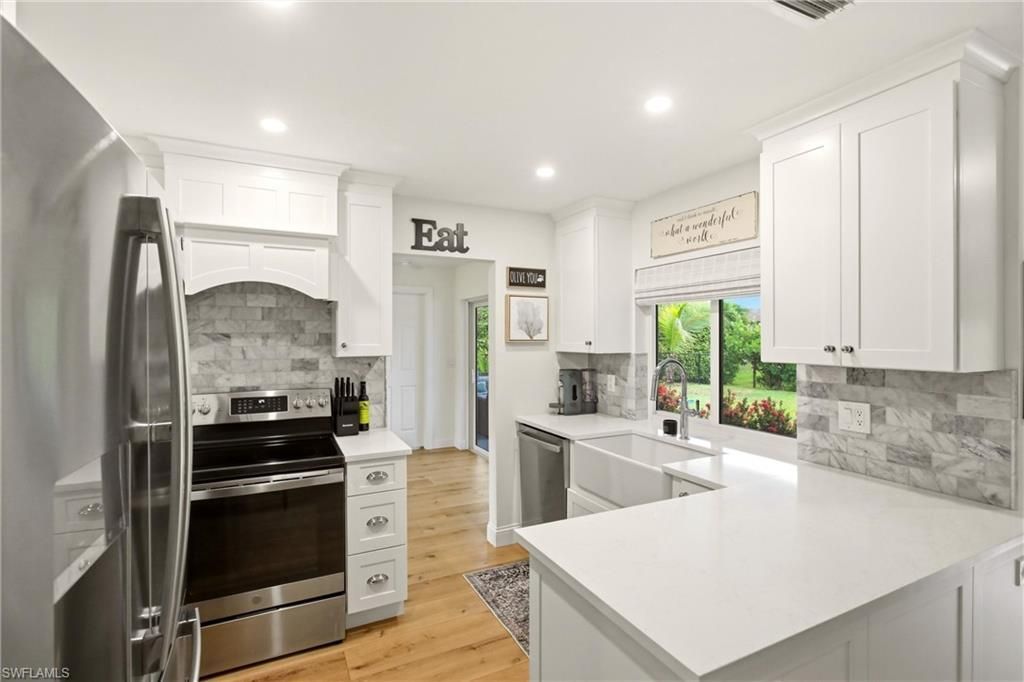 9690 Sussex St, Naples, FL 34109 Photo