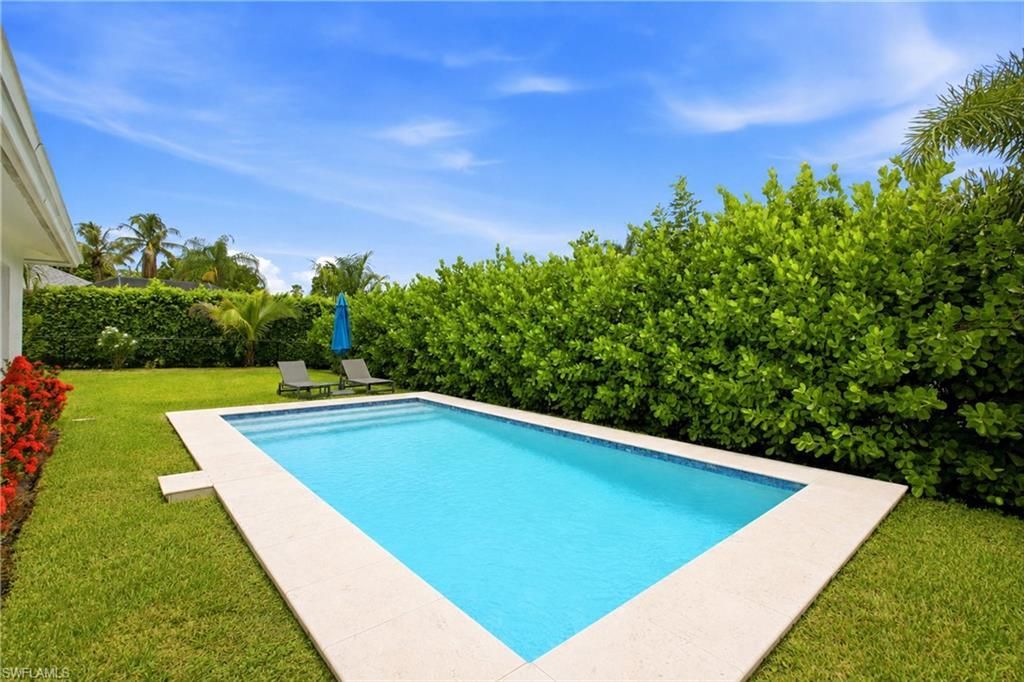 9690 Sussex St, Naples, FL 34109 Photo