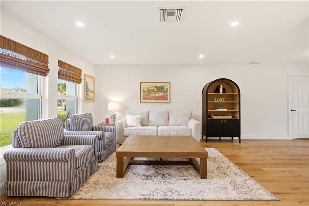 9690 Sussex St, Naples, FL 34109 Photo