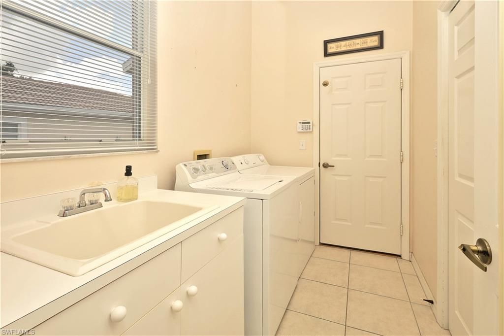 6820 Lone Oak Blvd, Naples, FL 34109 Photo