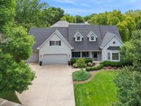 510 Cloverleaf Court, Naperville, IL 60565 primary photo
