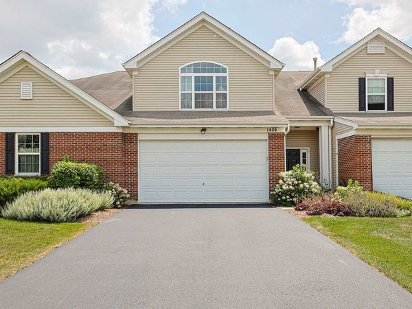 1404 Draper Road , Unit 24-2, McHenry, IL 60050