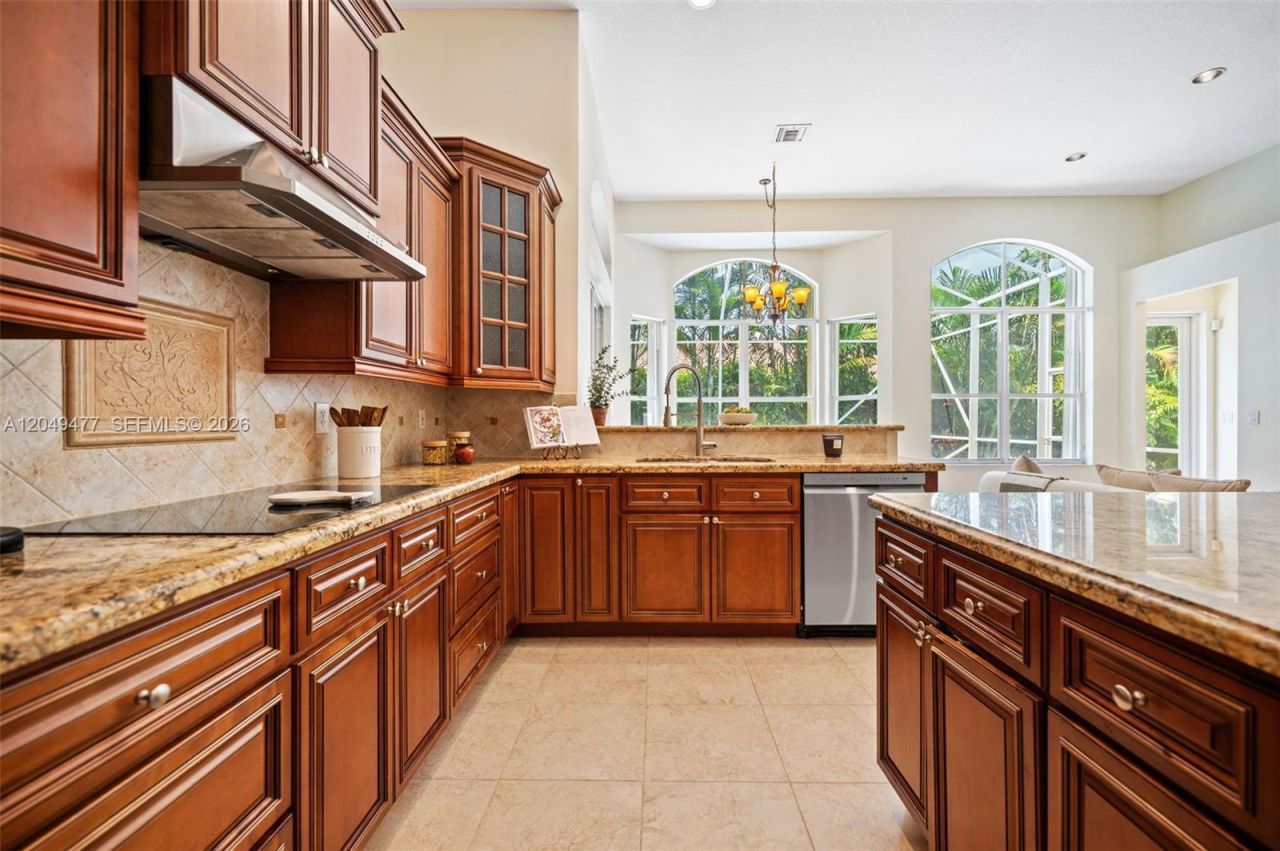 15973 SW 4th St , Pembroke Pines, FL 33027 Photo