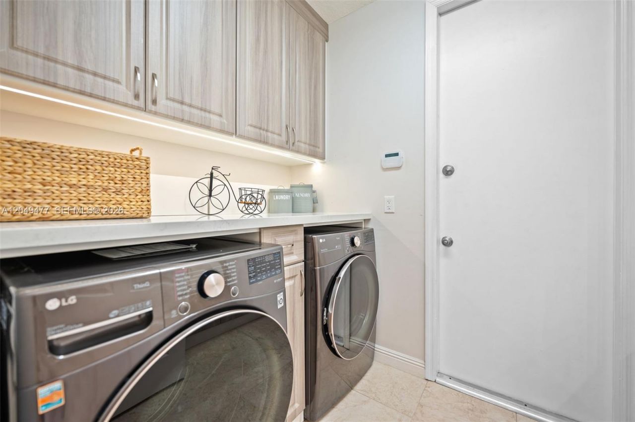15973 SW 4th St , Pembroke Pines, FL 33027 Photo