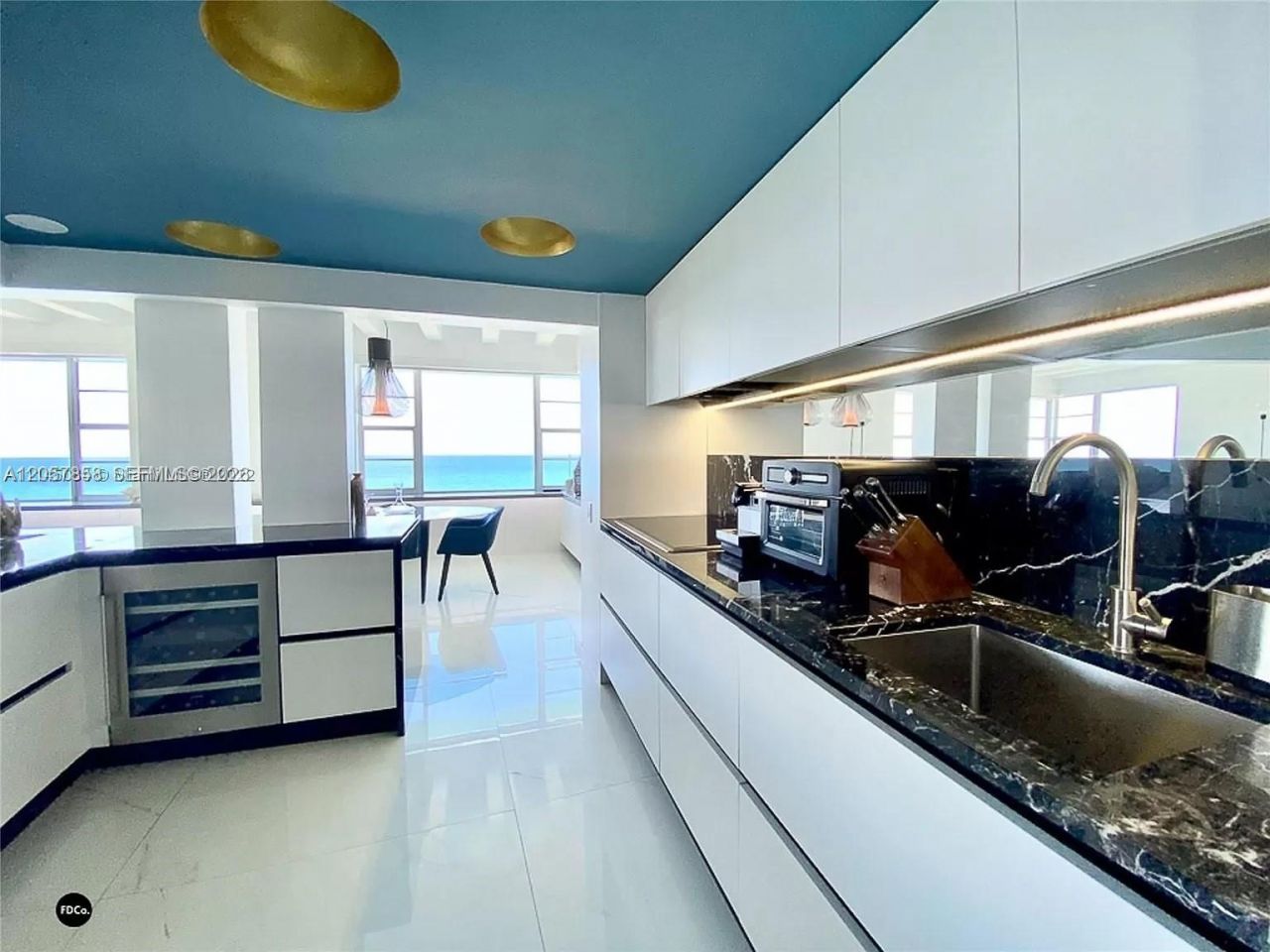 5255 Collins Ave, Unit 9E, Miami Beach, FL 33140 Photo