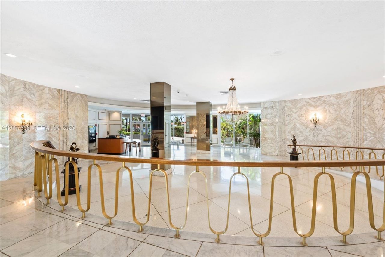 5255 Collins Ave, Unit 9E, Miami Beach, FL 33140 Photo